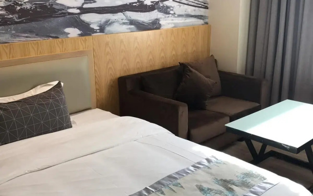 St. Moritz Business Hotel