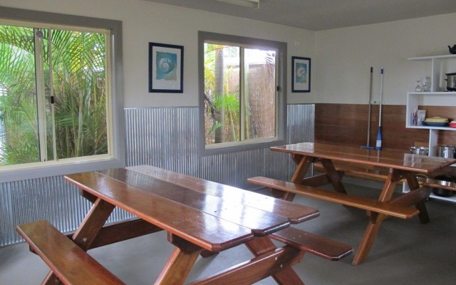 Melaleuca Caravan Park – Guest Rooms – Port Macquarie