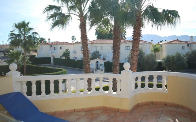 Charming Villa in Oliva with Private Swimming Pool