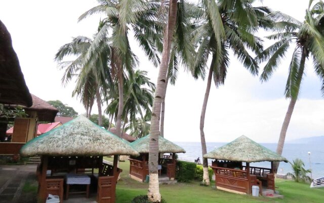 Anilao Beach Club