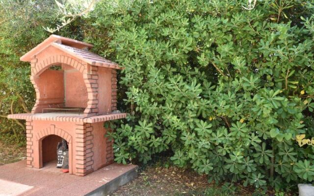 Villa Yellow House