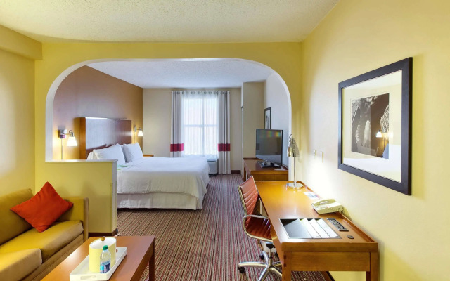 Four Points by Sheraton Charlotte - Pineville