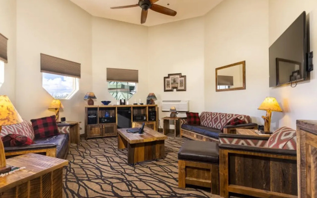 The Grand Hotel at the Grand Canyon