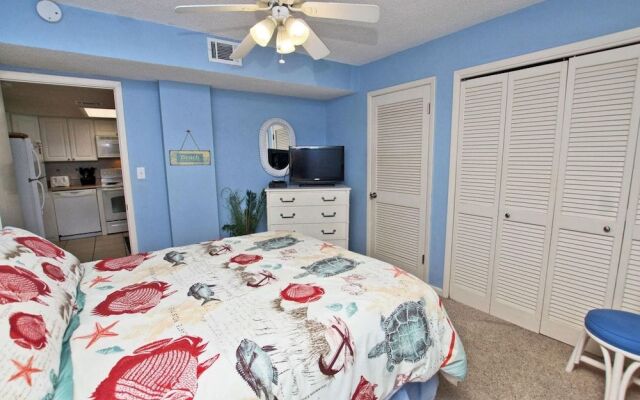 Castaways by Youngs Suncoast