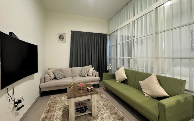 Central 1BHK in Dubai Hills. Burj View