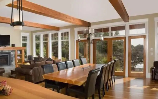 Black Rock Beach House