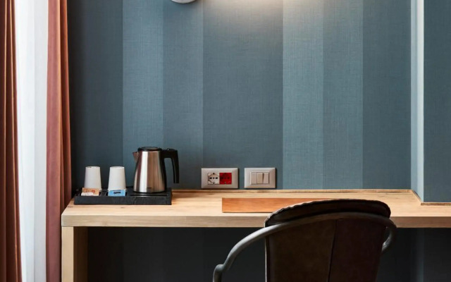 The Modernist Hotel