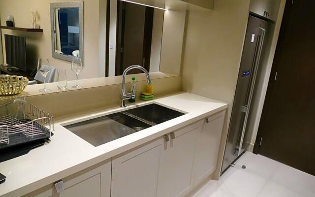 Address fountain views apartments