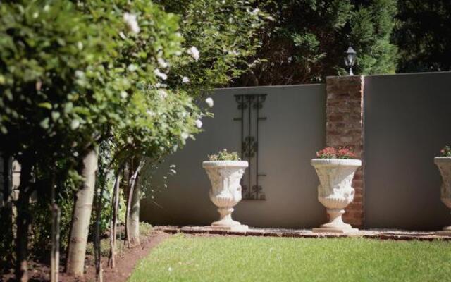 Dancing River Guesthouse