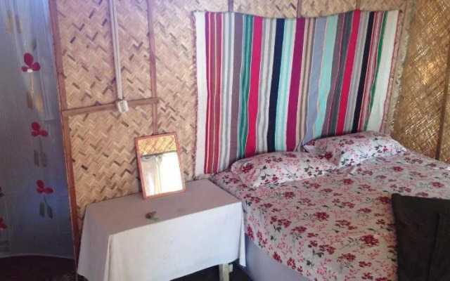 Basho Huts and Cafe