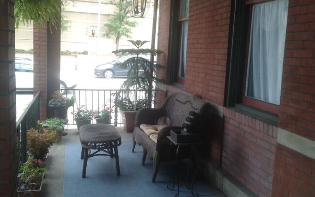 The Allegheny Inn