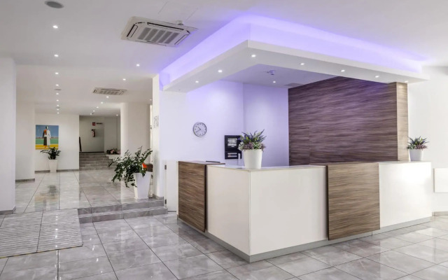 Papantonia Hotel Apartments