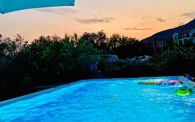 Aparthotel - VILLA JOVICIC