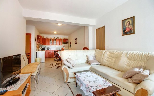 Amazing Apartment in Cunski With Wifi and 2 Bedrooms