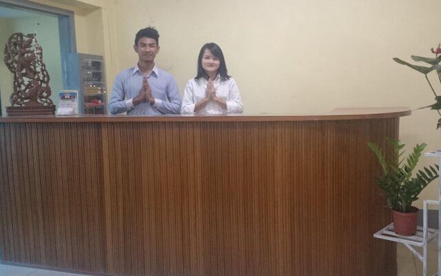 Silver Moon Hotel