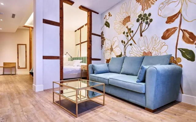 Отель Boutique Adolfo