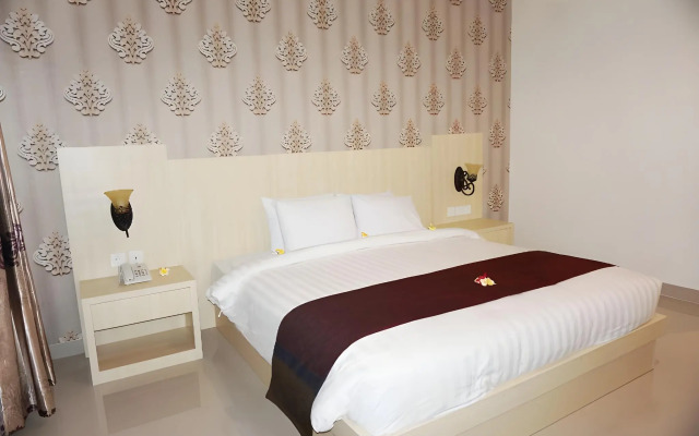 Puri Saron Senggigi Hotel