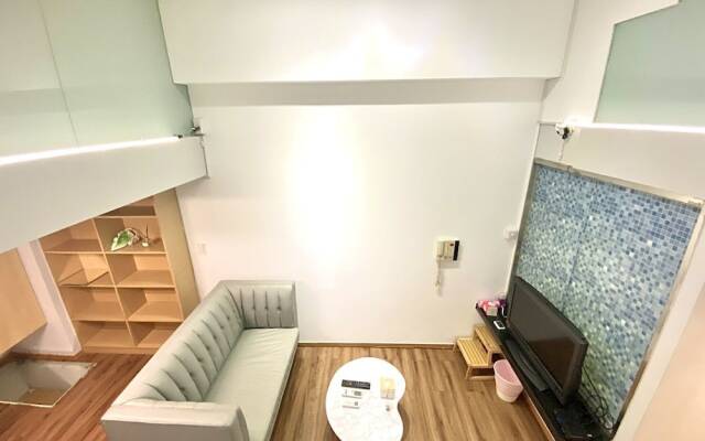 Tokyo Loft duplex apt