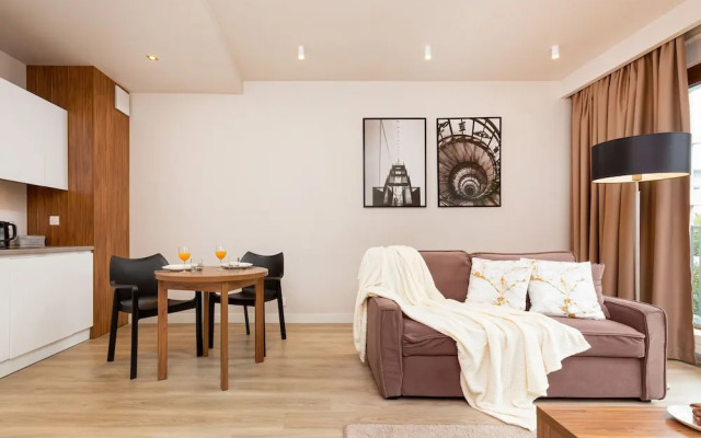 Apartments Warsaw Magazynowa by Renters