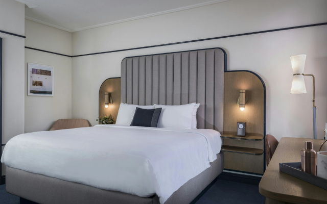 Hu. Hotel - Image 4