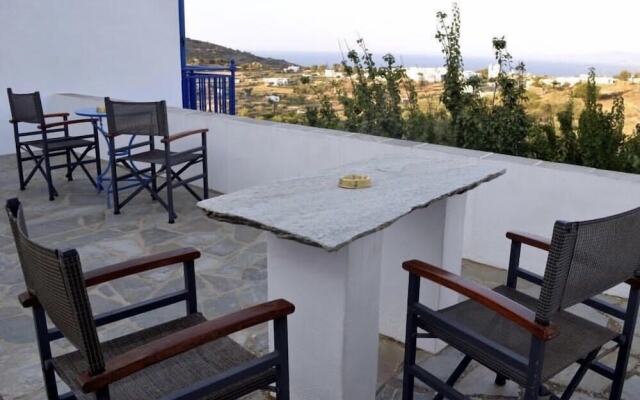 Eutuxia Rooms & Studios