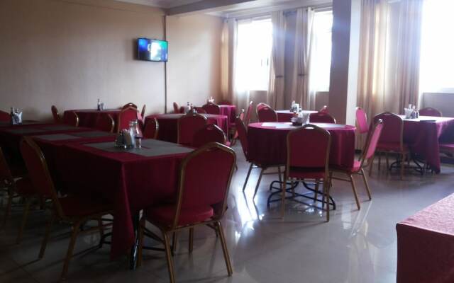 West Cliff Hotel