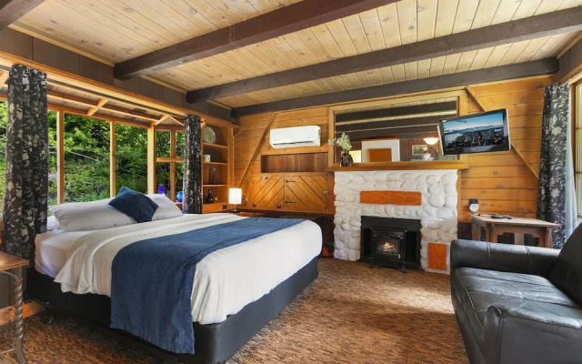 Robinhood Village Resort