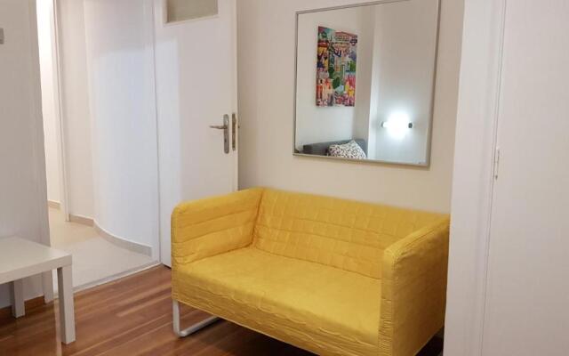 Errathens Yellow Studio