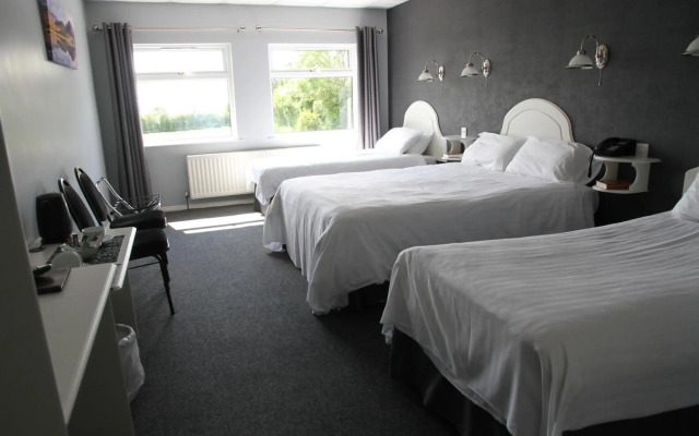 5 Corners Guest Inn