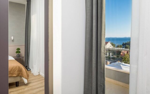 Luxury Villa Romeo with Heated Pool