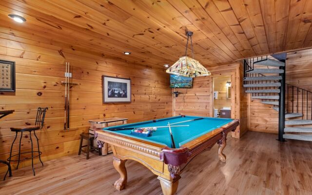 Bear Crossing Cabin by Jackson Mountain Rentals