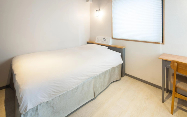 City Hotel N.U.T.S. – Guest Rooms – Tokyo