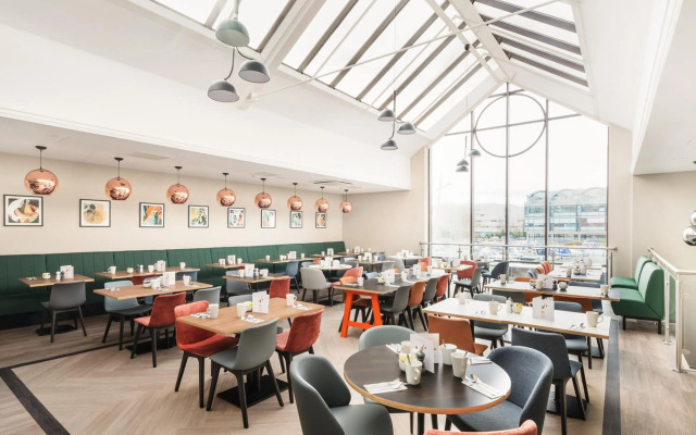 Holiday Inn Lincoln by IHG