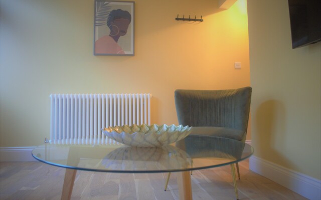 Escape 2 Unwind, At The Carinya - Sleeps 6