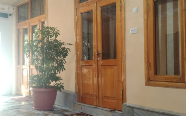 Gulchehra Guest House