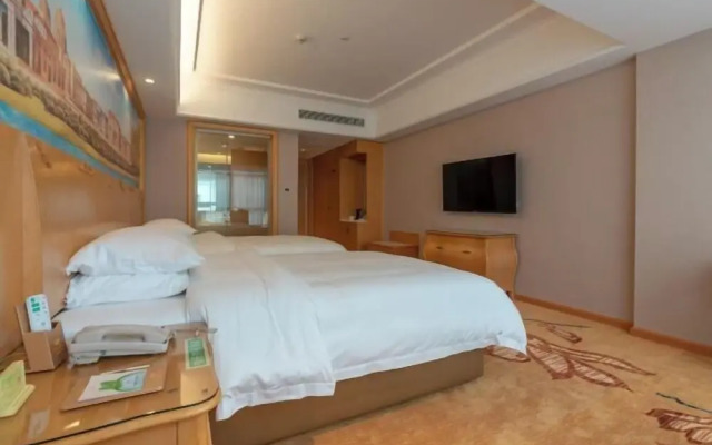 Vienna Hotel (Yizhou Sankeshu)