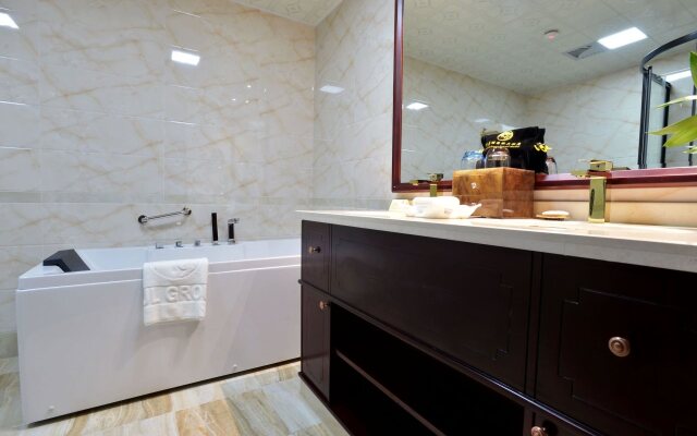 Hunan WanJiaLi International Hotel