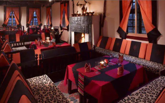 Gyalthang Dzong Hotel