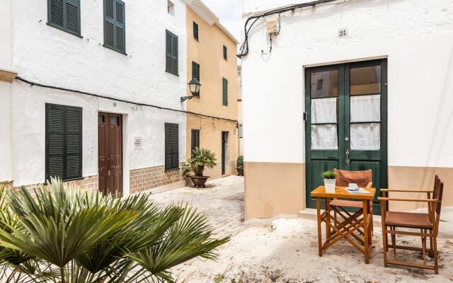 CASA ROQUES 24 in Ciutadella de Menorca