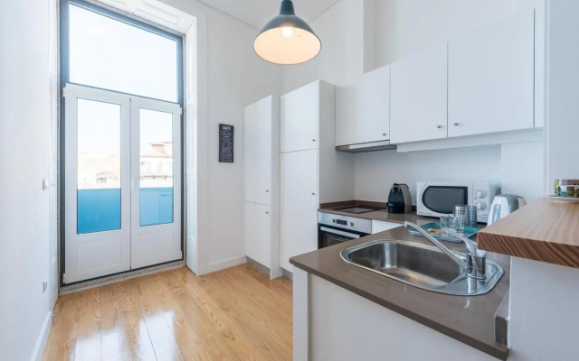 GuestReady - Pantone Balcony