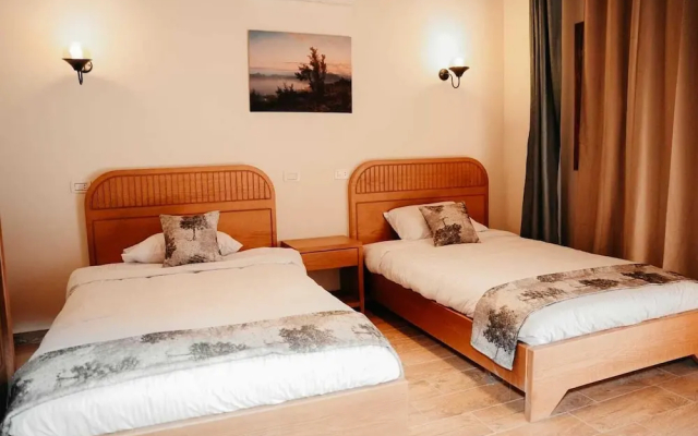 Tunis Pyramids Hotel