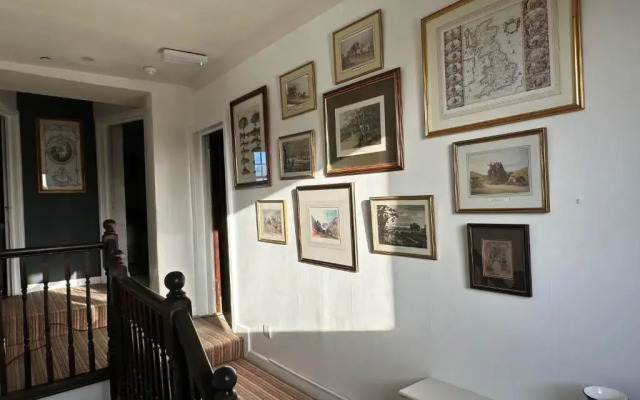 Burford Lodge Hotel