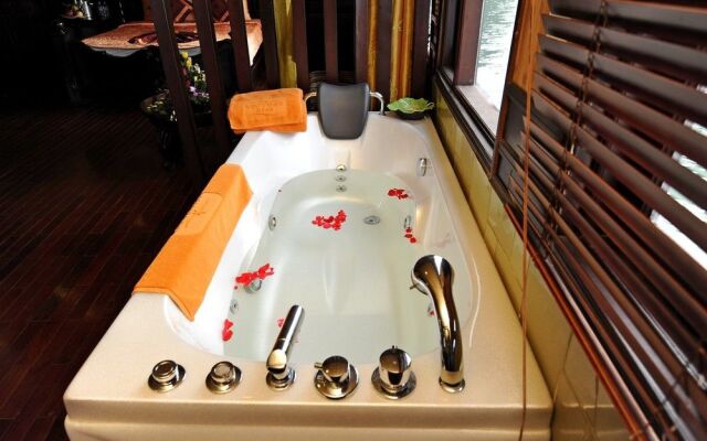 Halong Victory Cruise