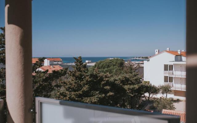 Poolside Hideout Apartments