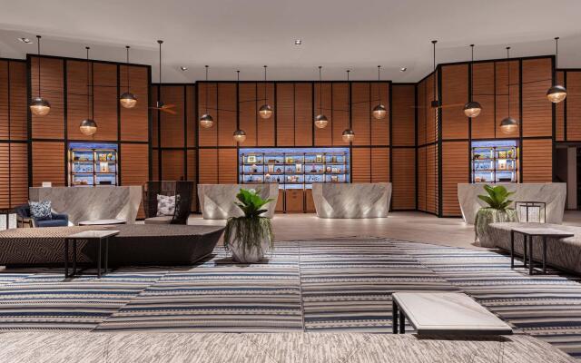 Four Points by Sheraton Phuket Patong Beach Resort