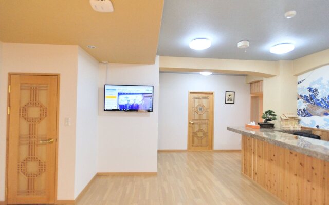 HOLIDAY VIEW INN - Hostel