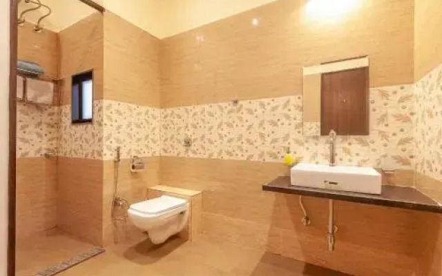 Jades Ambrosia by Vista Rooms