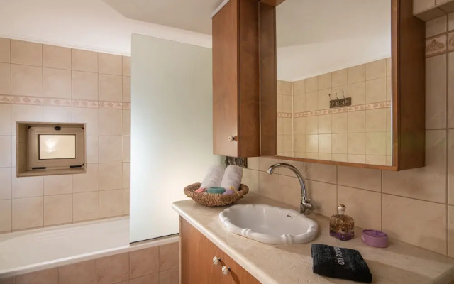 Posto Serene With Jacuzzi