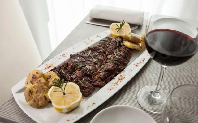 DoubleTree by Hilton Hotel Lisbon - Fontana Park
