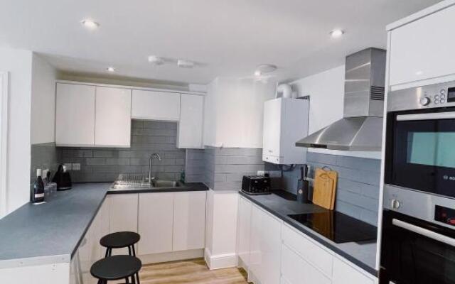 Prosper House Apartment 2